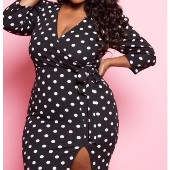 Dresses & Skirts - New Plus Size Polka Dot Dress